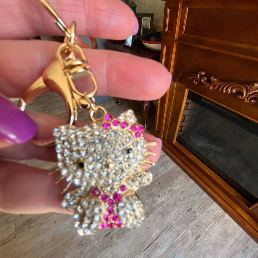 Sparkling‎ Cat Keychain with Pink Accents